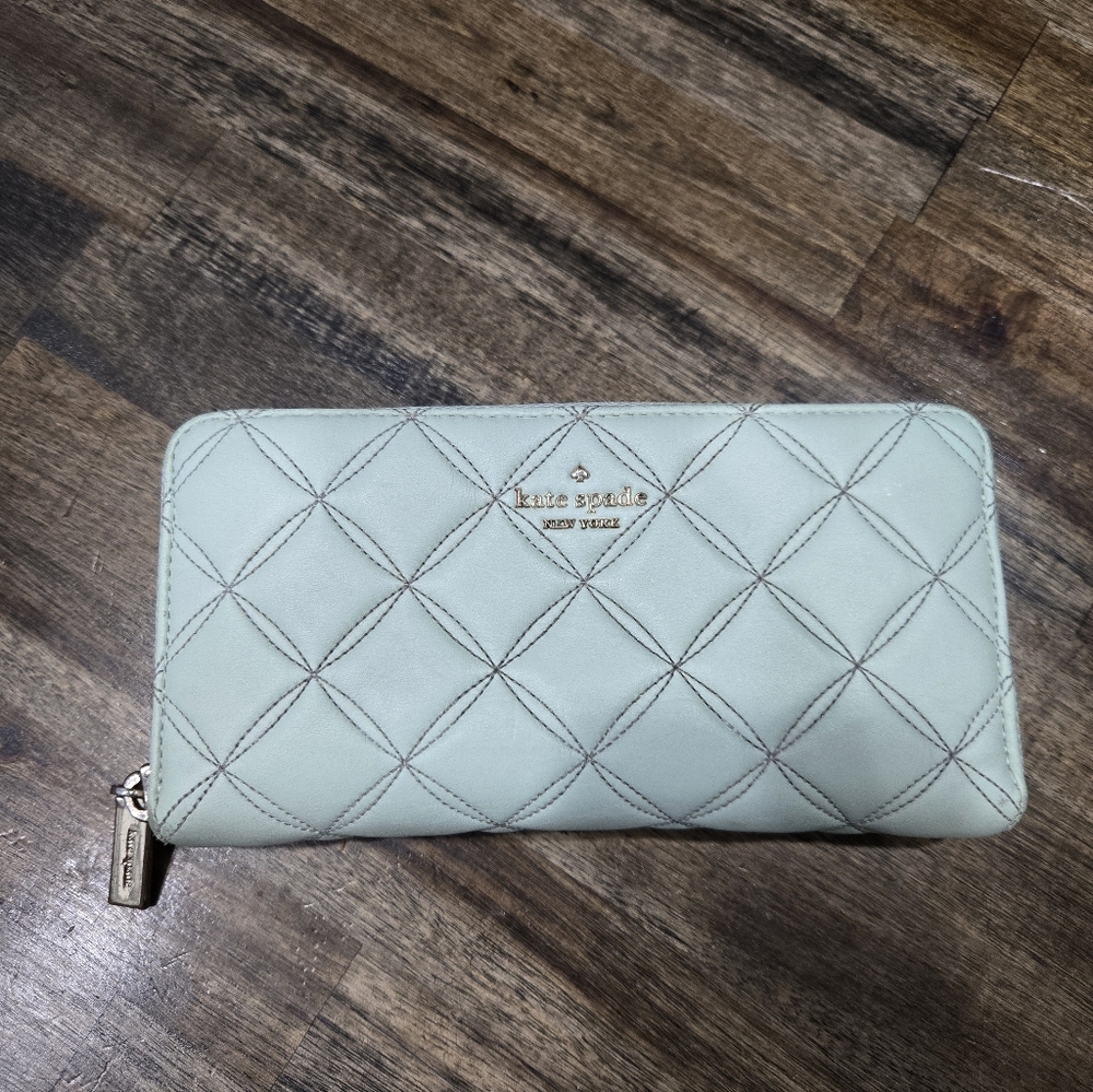 Kate Spade Natalia Crystal Blue Quilted Wallet MSRP - Picture 3 of 16